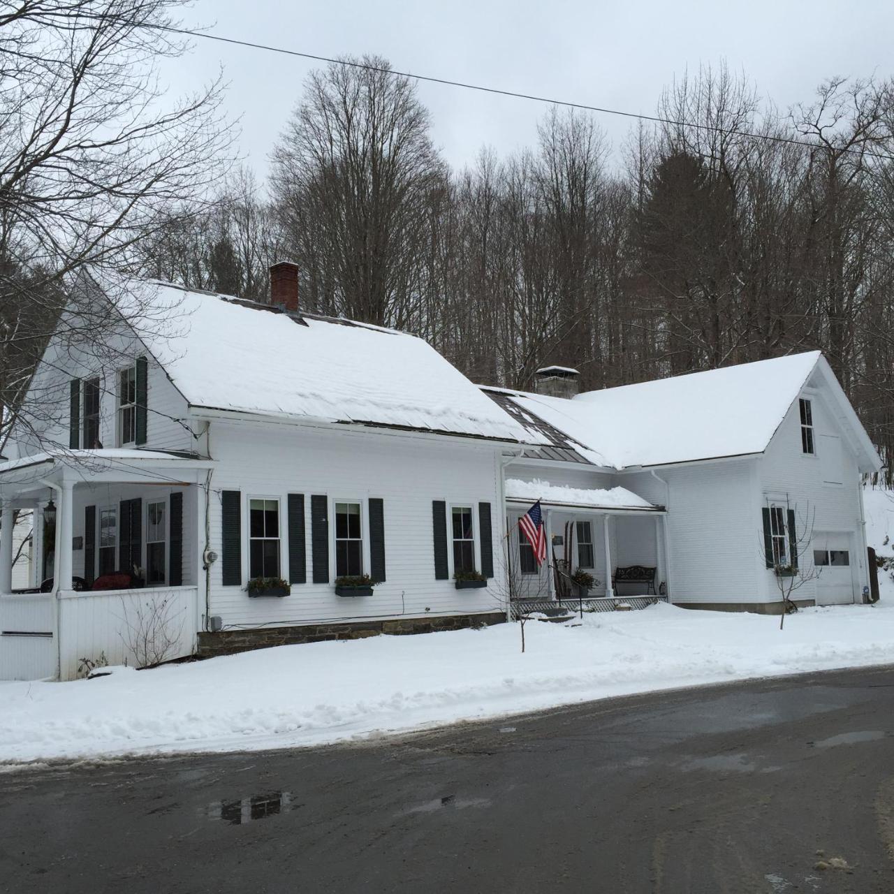 Hobble Inn Stowe Exterior foto